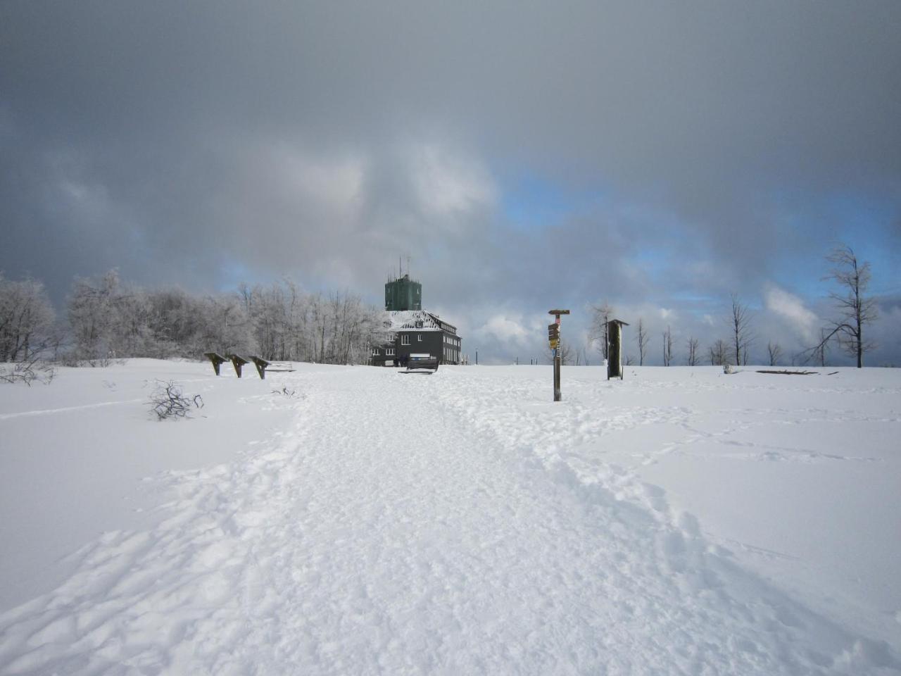 Ferienwohnungen Landgasthof Gilsbach Winterberg Ngoại thất bức ảnh